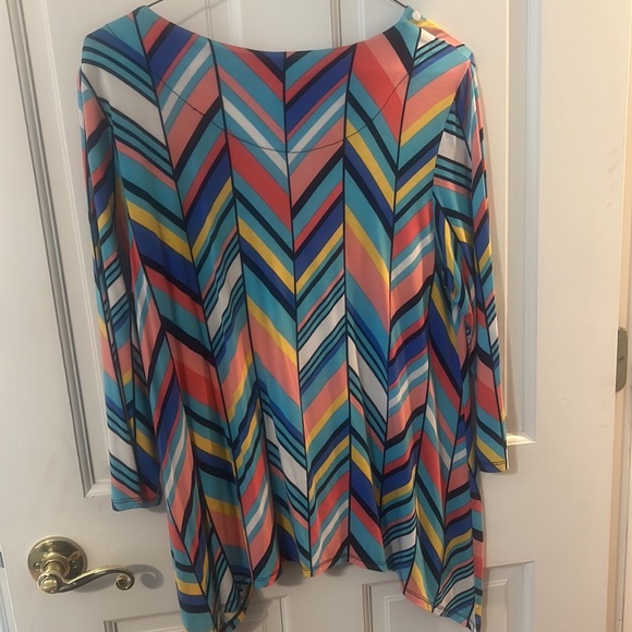 Ruby Rd Top - Picture 2 of 2